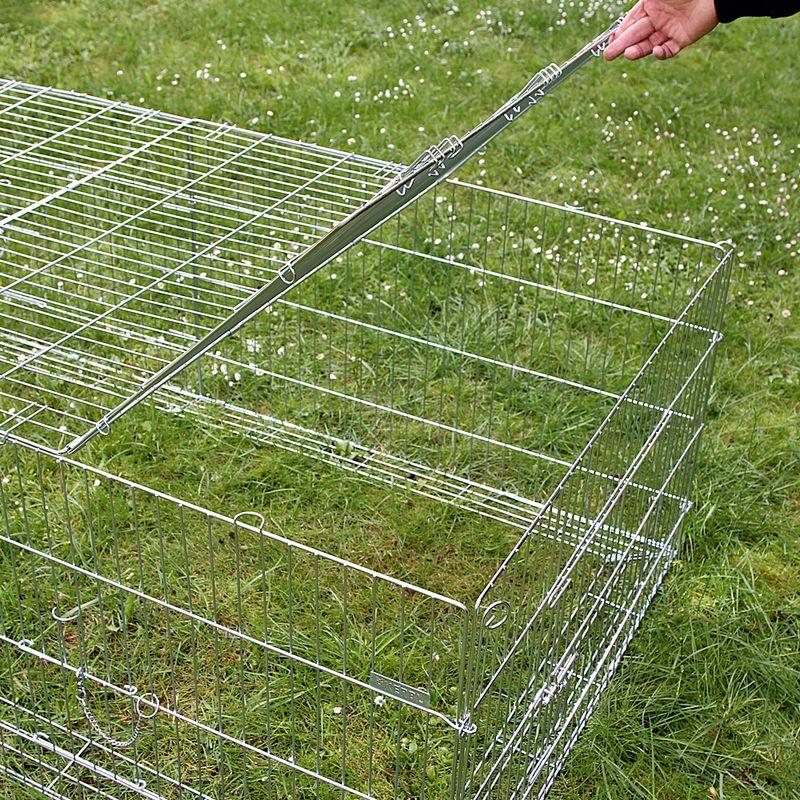 zooplus Kerbl Freigehege 4-Eck mit Ausbruchsperre und Gitterdach groß kaufen Fabrikladen